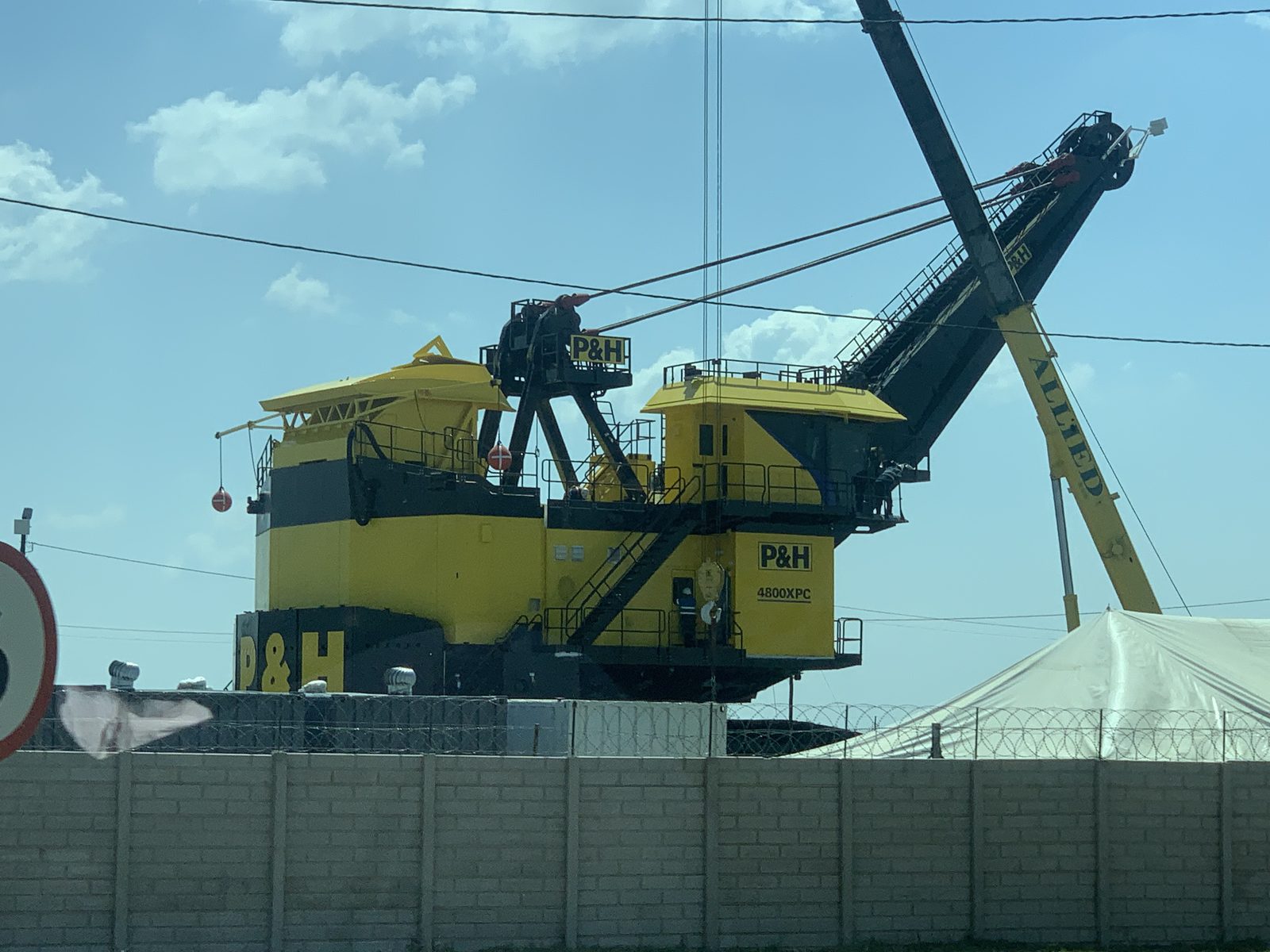 P&H 4800XPC electric rope shovel